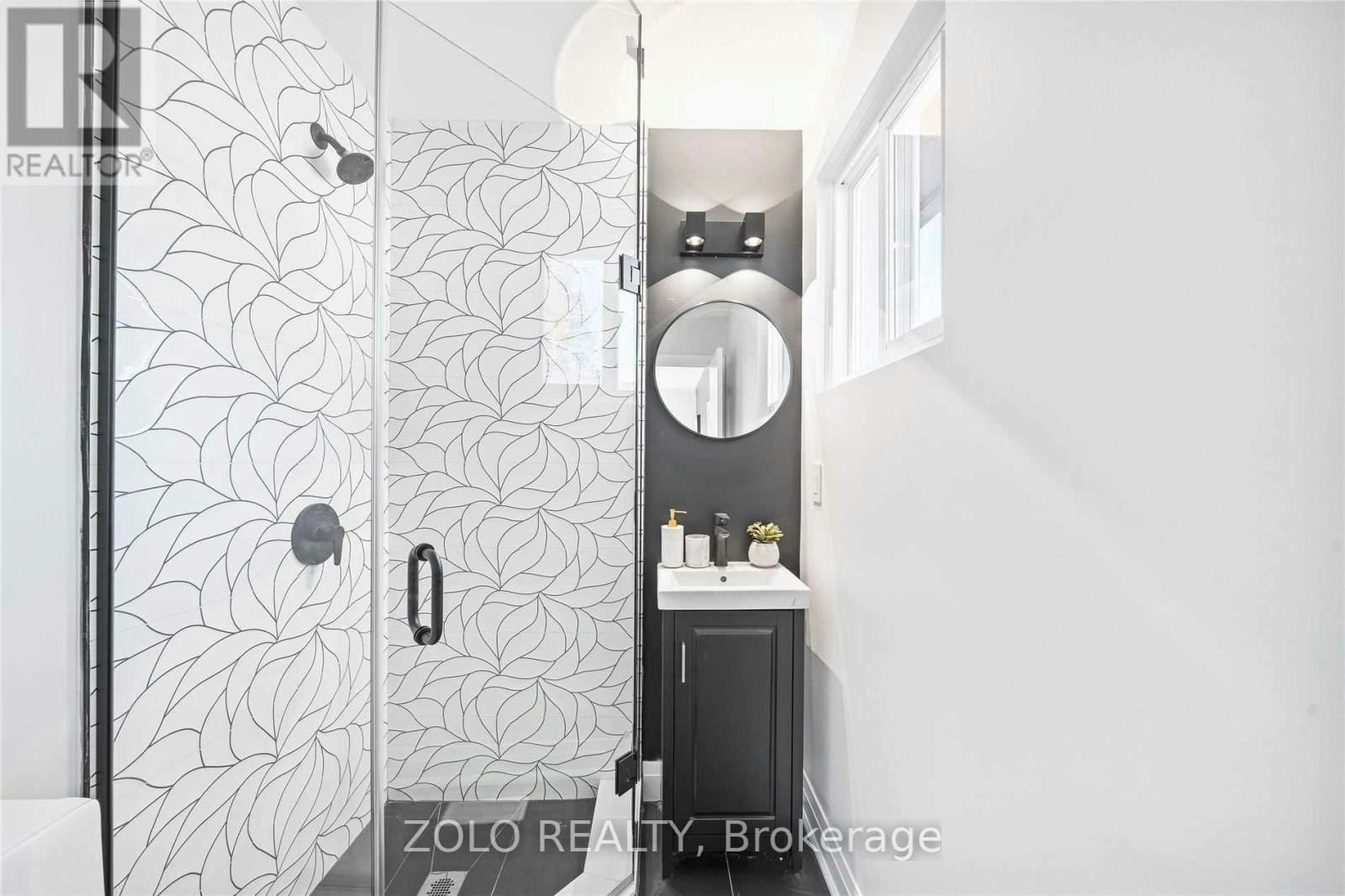 20 Eastman Crescent, Newmarket, ON, L3Y 5R9 - 18
