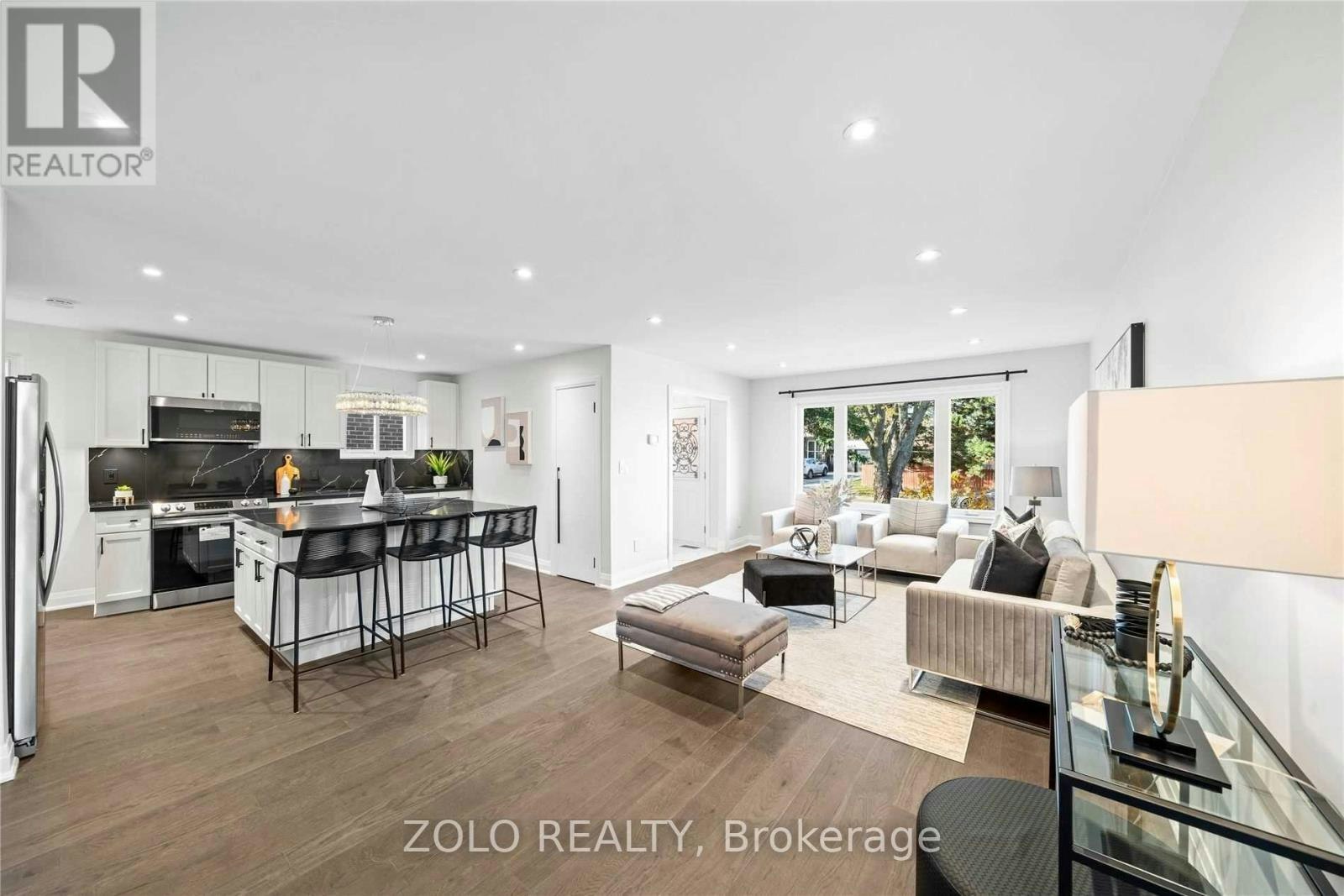 20 Eastman Crescent, Newmarket, ON, L3Y 5R9 - 9