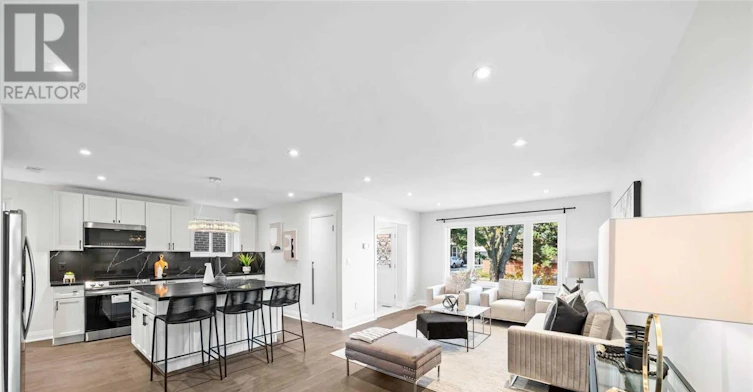20 Eastman Crescent, Newmarket, ON, L3Y 5R9 - 9