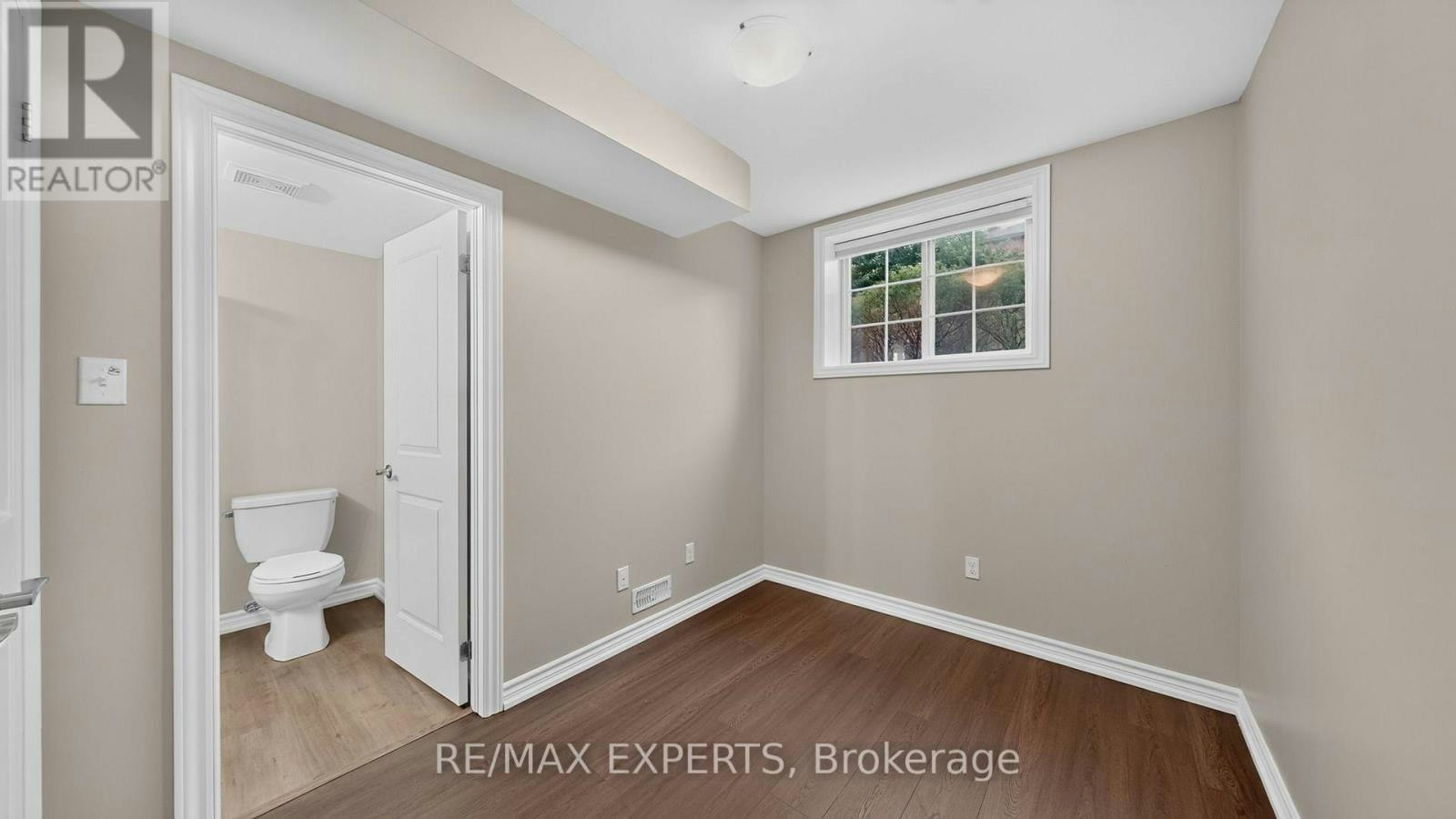 13-246 Penetanguishene Road, Oro-Medonte, ON, L4M 7C2 - 8