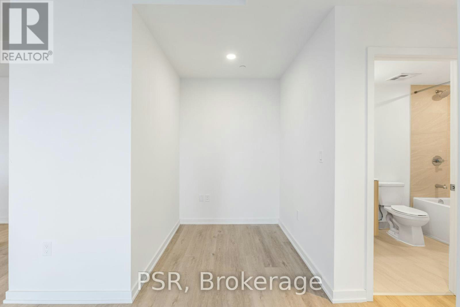 403-4365 Bloor Street W, Toronto, ON, M9C 1R3 - 8