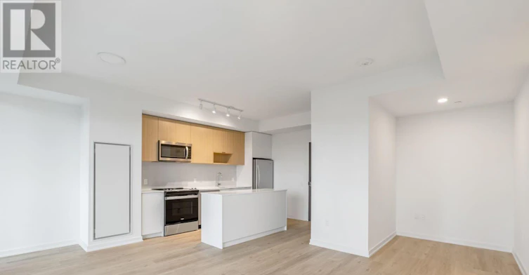 403-4365 Bloor Street W, Toronto, ON, M9C 1R3 - 4