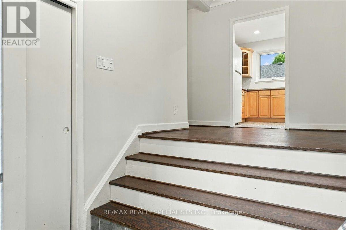 1199 Whittington Road, Mississauga, ON, L5J 3J8 - 7