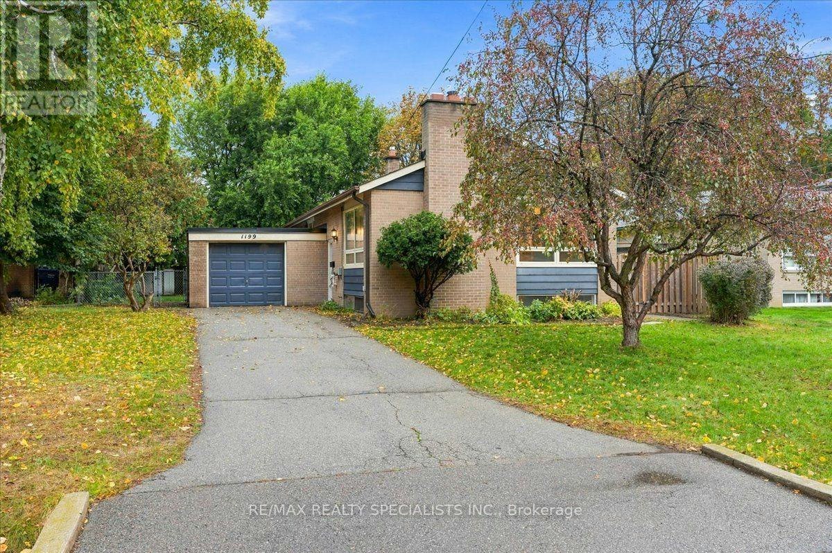 1199 Whittington Road, Mississauga, ON, L5J 3J8 - 3
