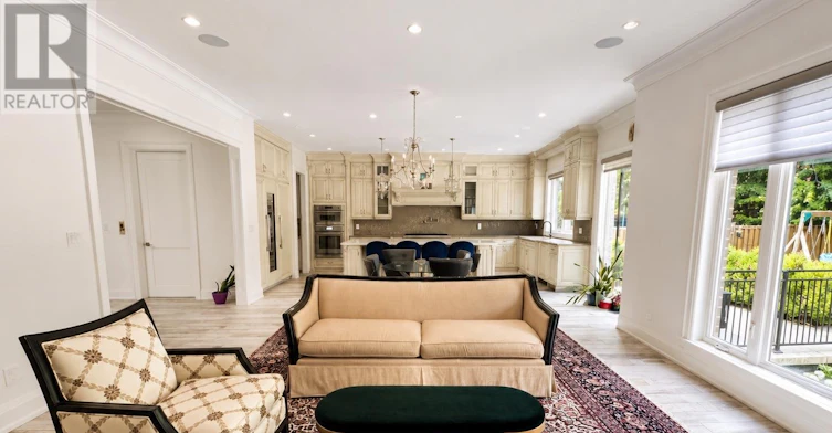2588 Sharon Crescent, Mississauga, ON, L5C 1Y8 - 8