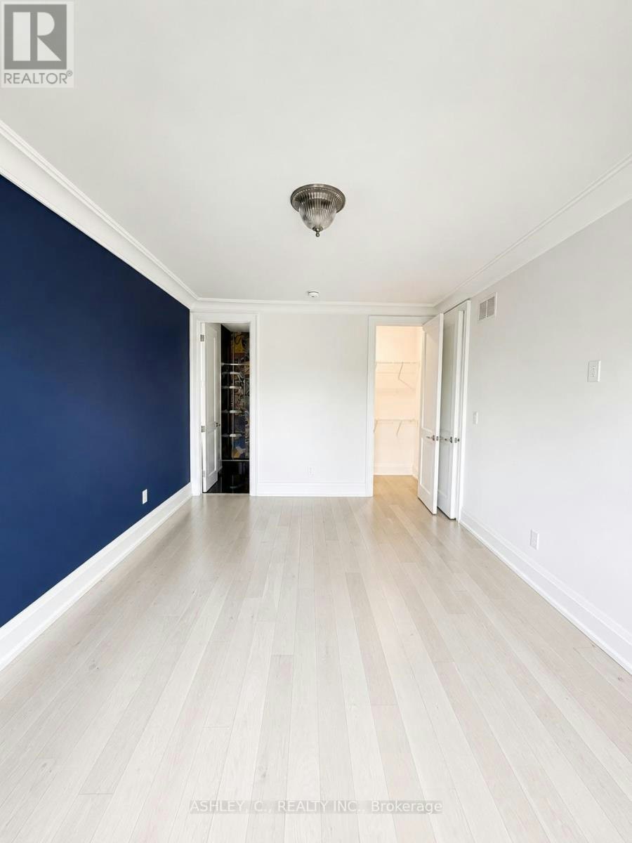 2588 Sharon Crescent, Mississauga, ON, L5C 1Y8 - 12
