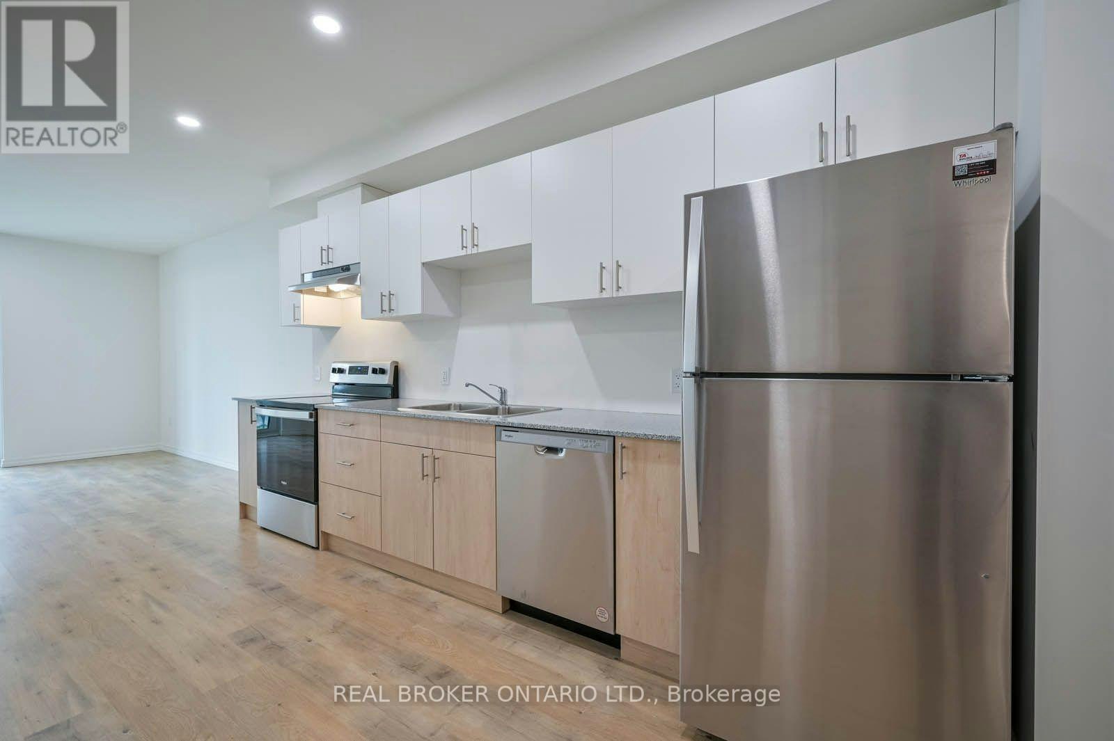 215B-181 Elmira Road S, Guelph, ON, N1K 0E3 - 8