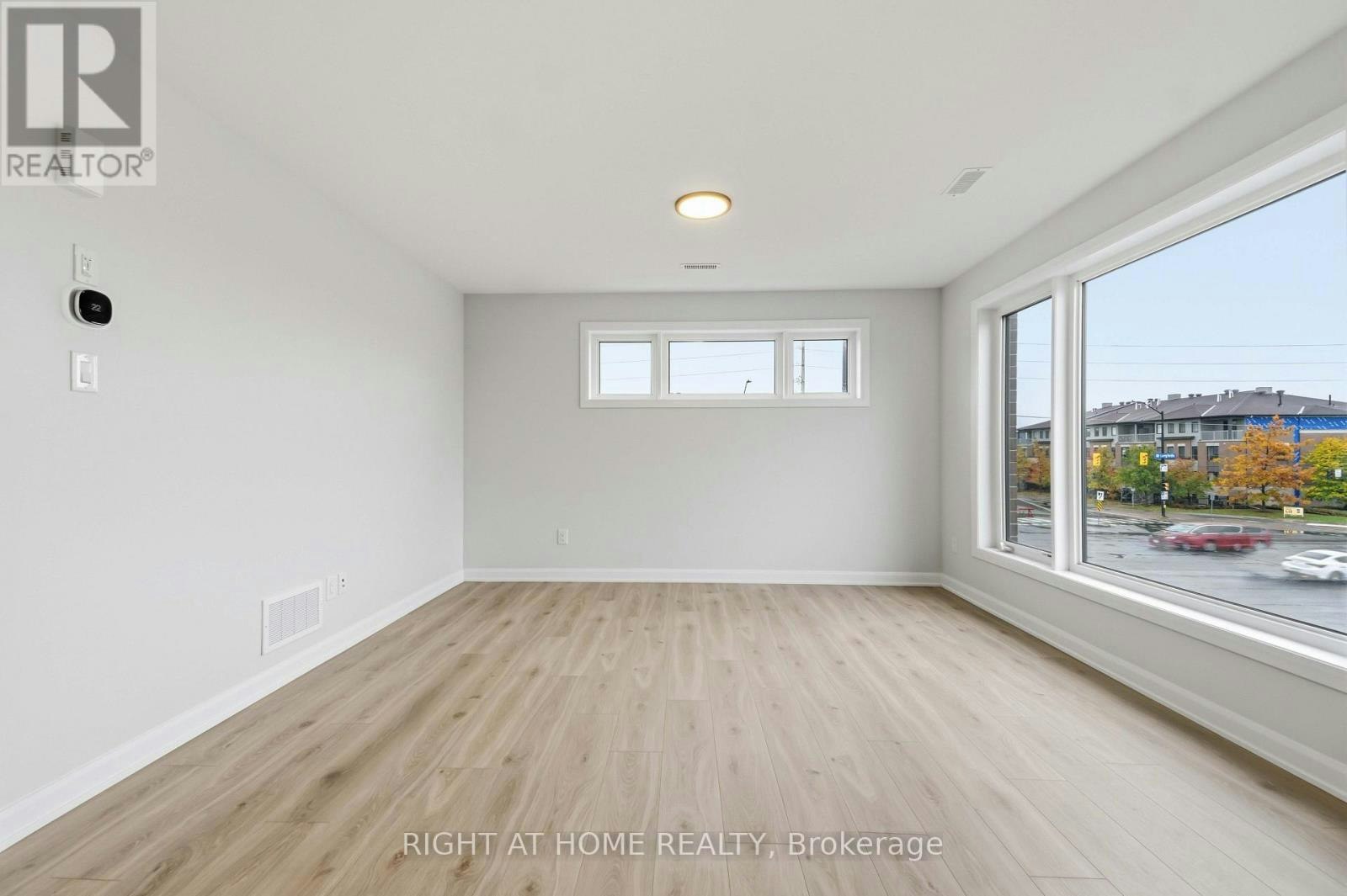 201 Glenroy Gilbert Drive, Ottawa, ON, K2J 5G3 - 8