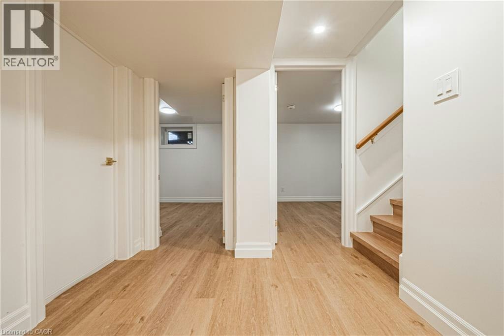 Lower-113 Erin Avenue, Hamilton, ON, L8K 4W1 - 8