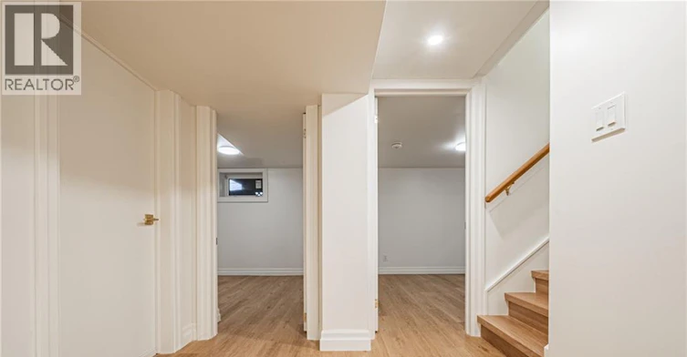 Lower-113 Erin Avenue, Hamilton, ON, L8K 4W1 - 8