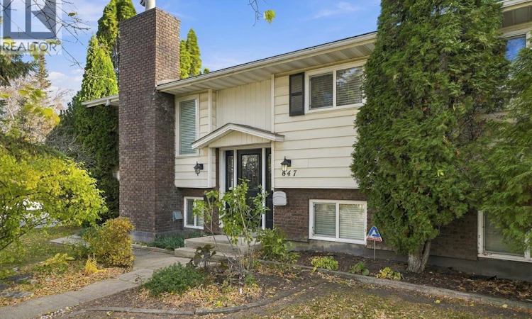 647 Redberry Road