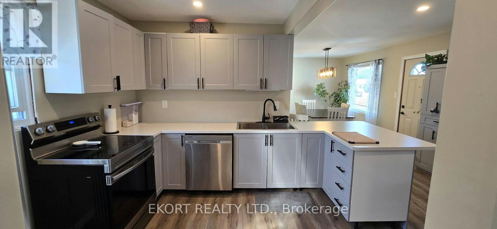 91 George Street, Quinte West, ON, K8V 1R8 - 17