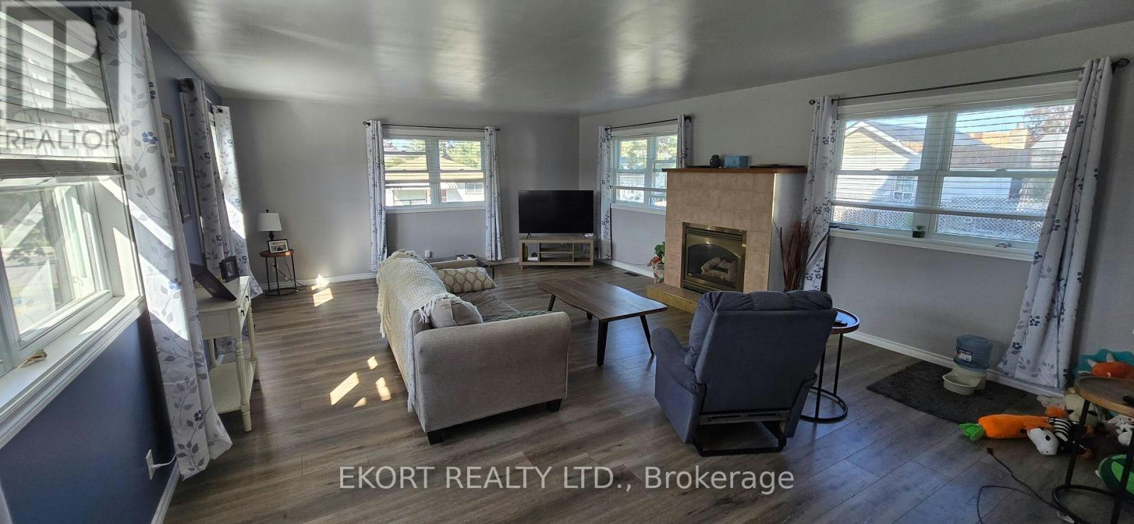 91 George Street, Quinte West, ON, K8V 1R8 - 10
