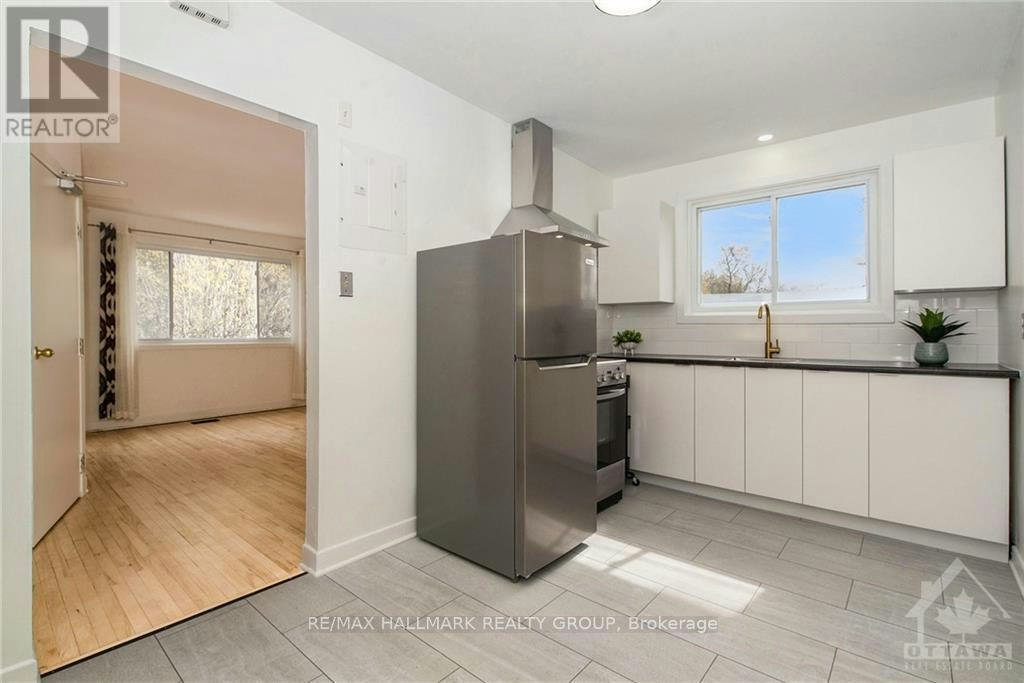 4-108 Lebrun Street, Ottawa, ON, K1L 5C9 - 3