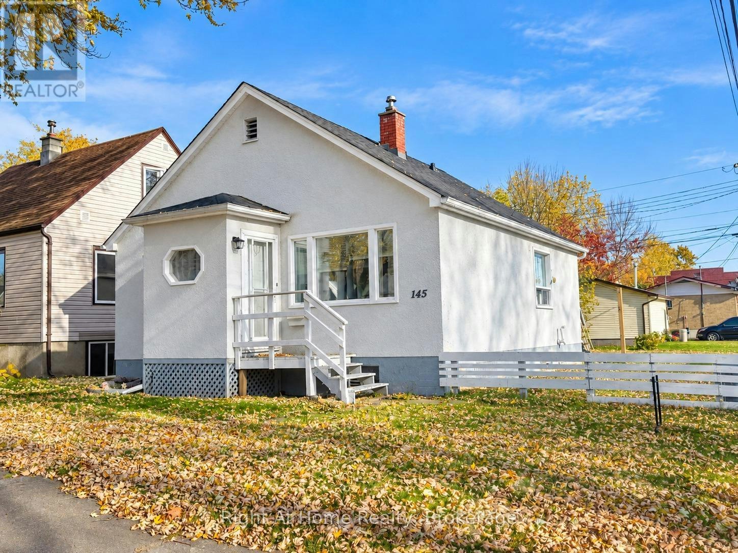 145 Kenogami Avenue S, Thunder Bay, ON, P7B 4R8