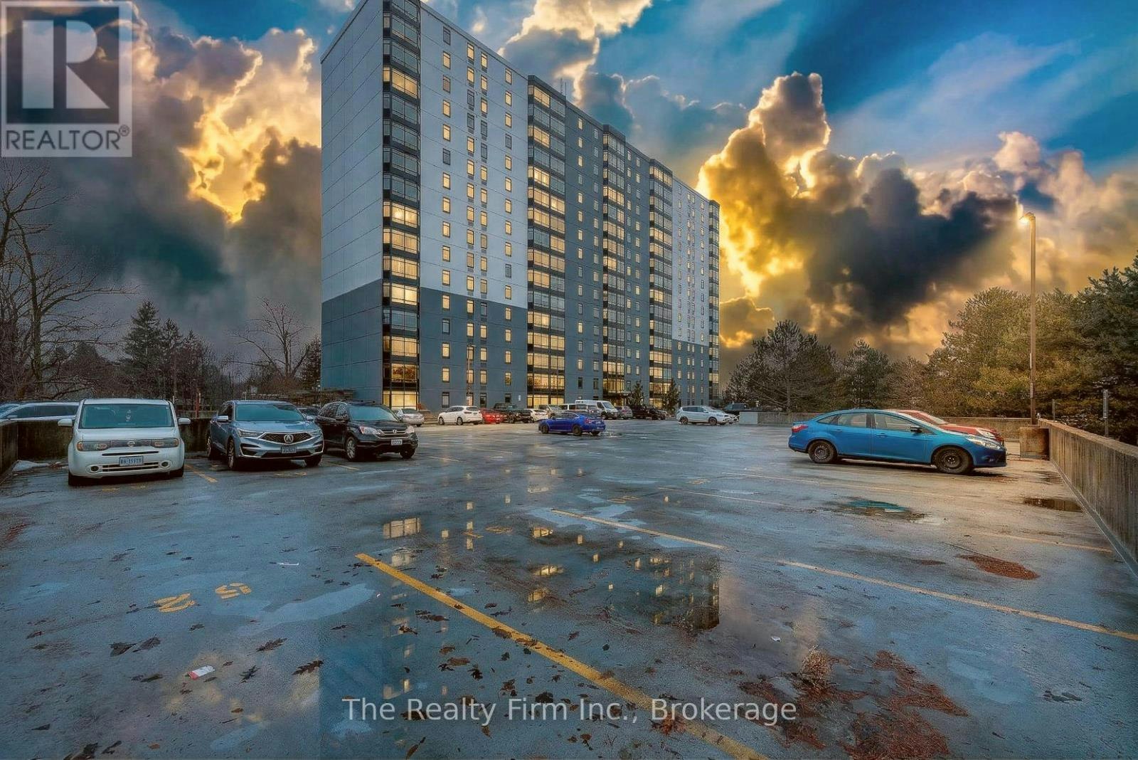 1515-45 Pond Mills Road, London, ON, N5Z 4W5