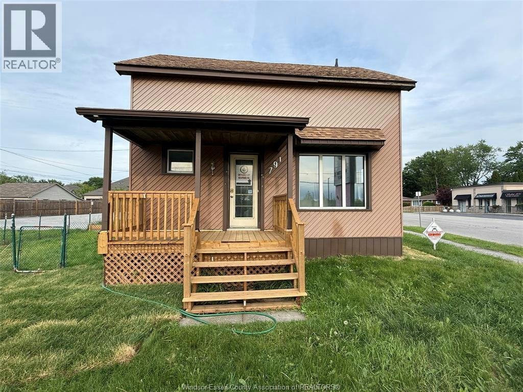 791 Front Road, Lasalle, ON, N8A 2T1