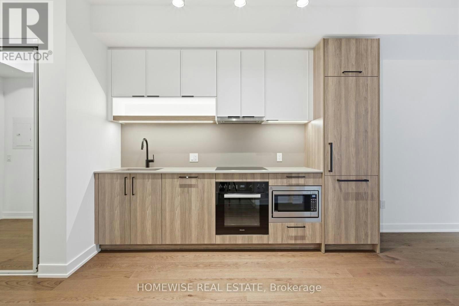 1505-91 Montclair Avenue, Toronto, ON, M5P 0B1 - 3