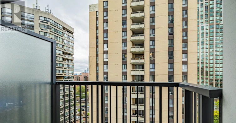1505-91 Montclair Avenue, Toronto, ON, M5P 0B1 - 13