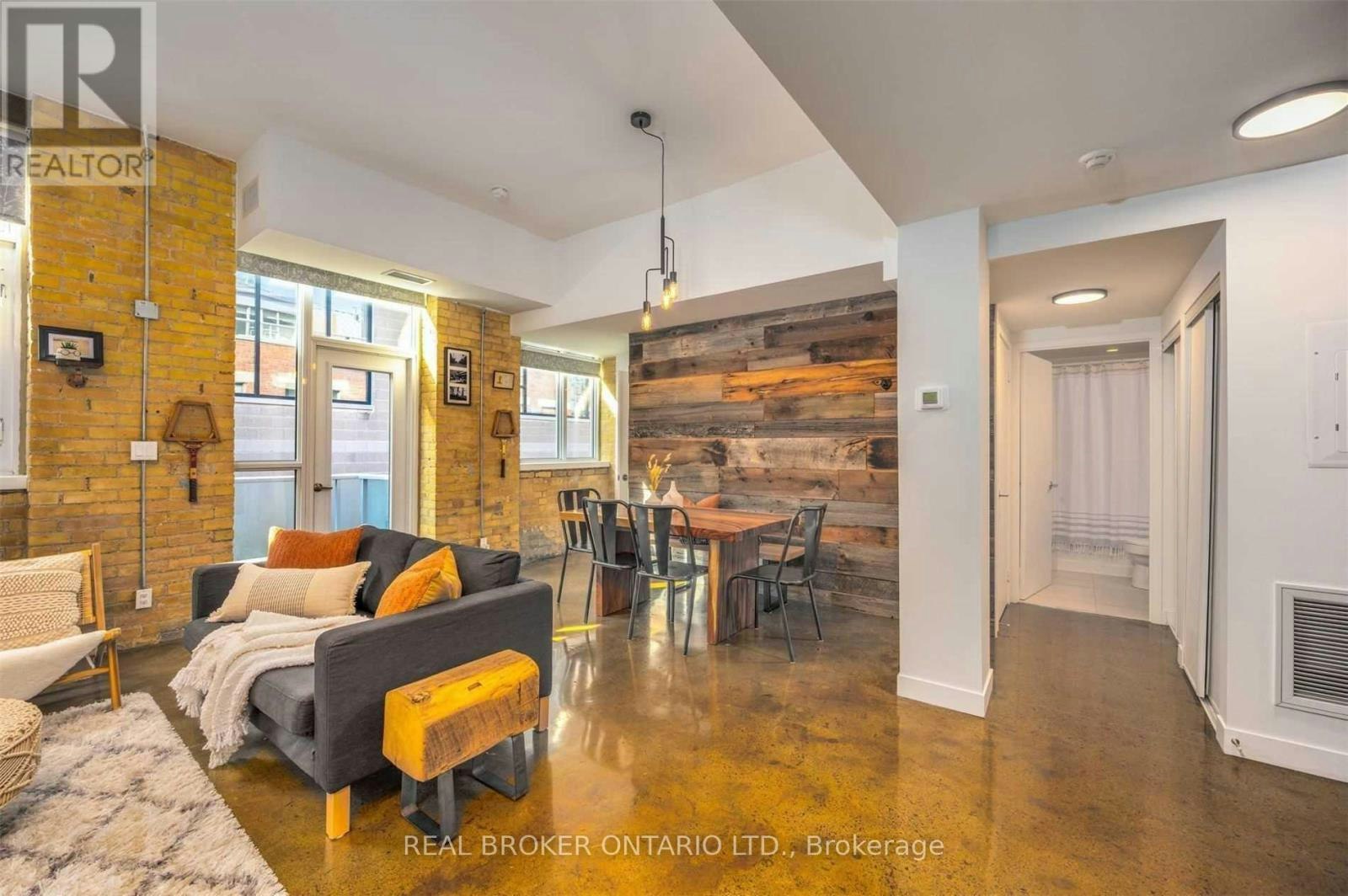 227-201 Carlaw Avenue, Toronto, ON, M4M 2S3 - 4