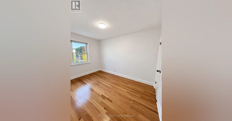 UPPER/MAIN 309 Blantyre Avenue, Toronto, ON, M1N 2S6 - 15