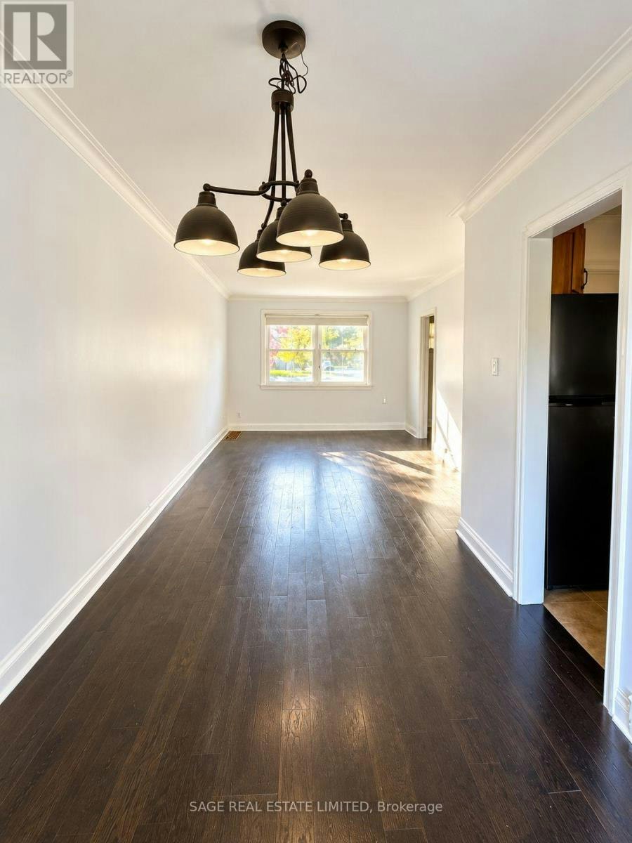 UPPER/MAIN 309 Blantyre Avenue, Toronto, ON, M1N 2S6 - 8