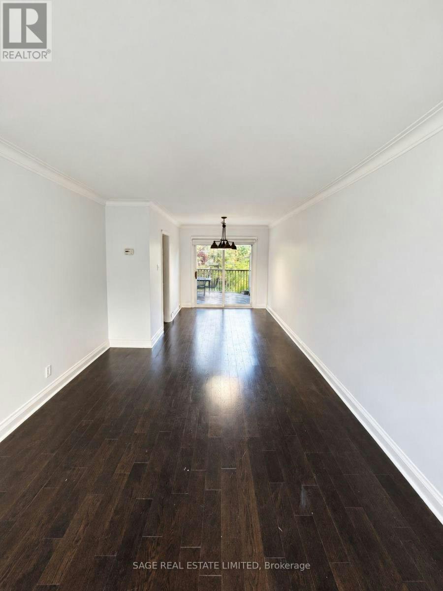 UPPER/MAIN 309 Blantyre Avenue, Toronto, ON, M1N 2S6 - 3