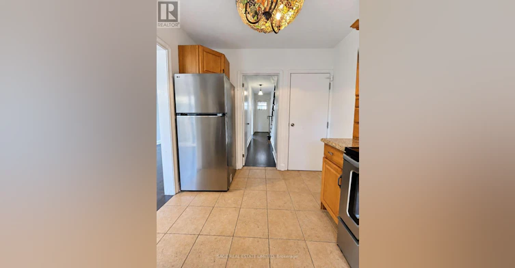 UPPER/MAIN 309 Blantyre Avenue, Toronto, ON, M1N 2S6 - 11