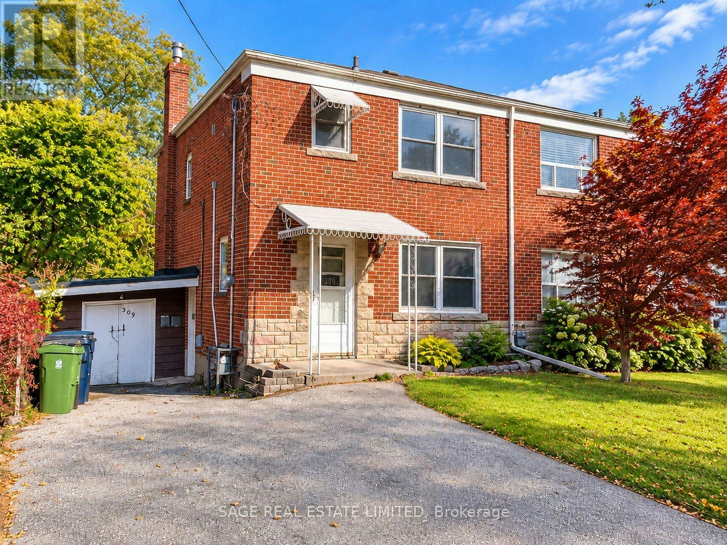 UPPER/MAIN 309 Blantyre Avenue, Toronto, ON, M1N 2S6