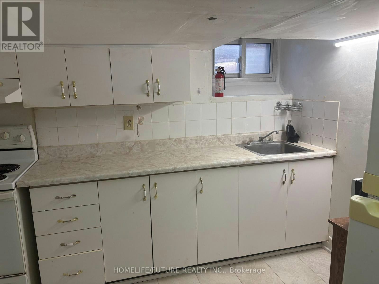 BSMT-14 Shenley Road, Toronto, ON, M1K 3V6 - 5
