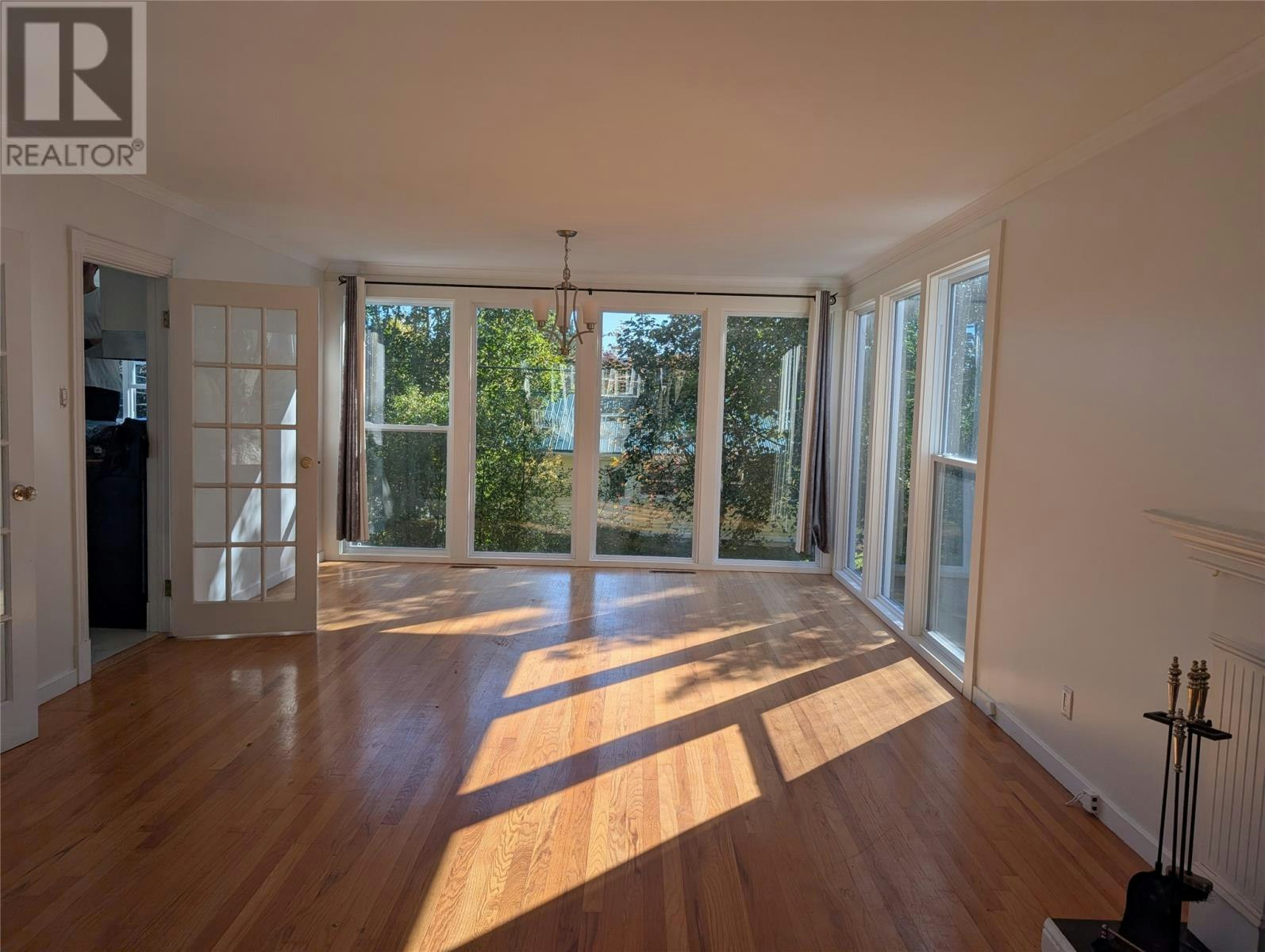 9 Darling Street, St Johns, NL, A1B 1V7 - 2
