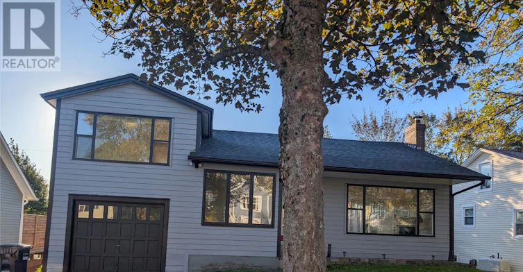 9 Darling Street, St Johns, NL, A1B 1V7