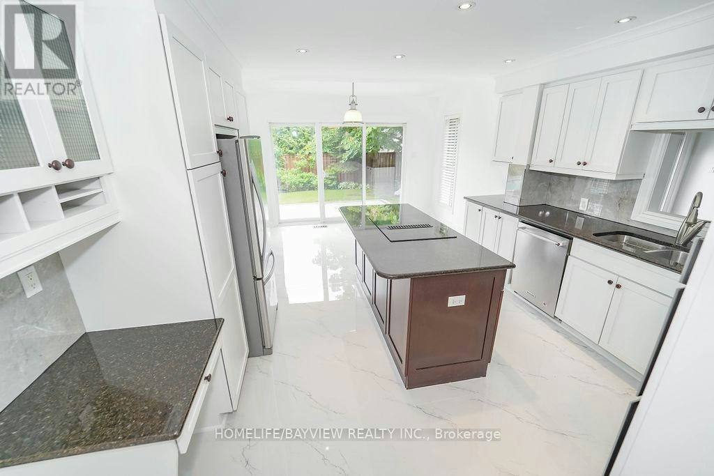 186 Garden Avenue, Richmond Hill, ON, L4C 6M2 - 23