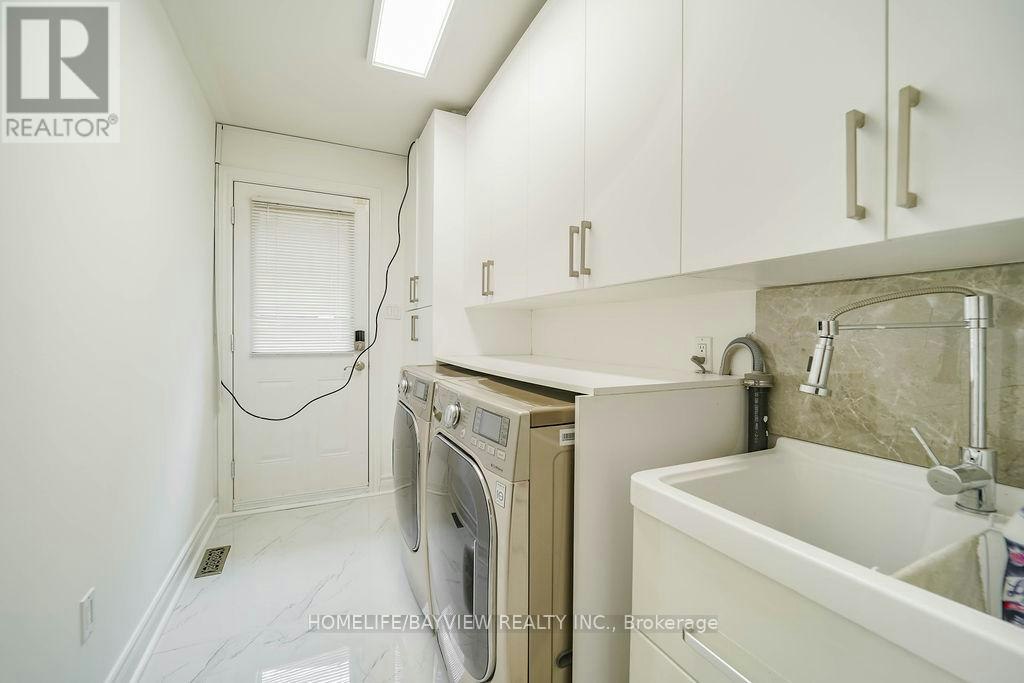 186 Garden Avenue, Richmond Hill, ON, L4C 6M2 - 28