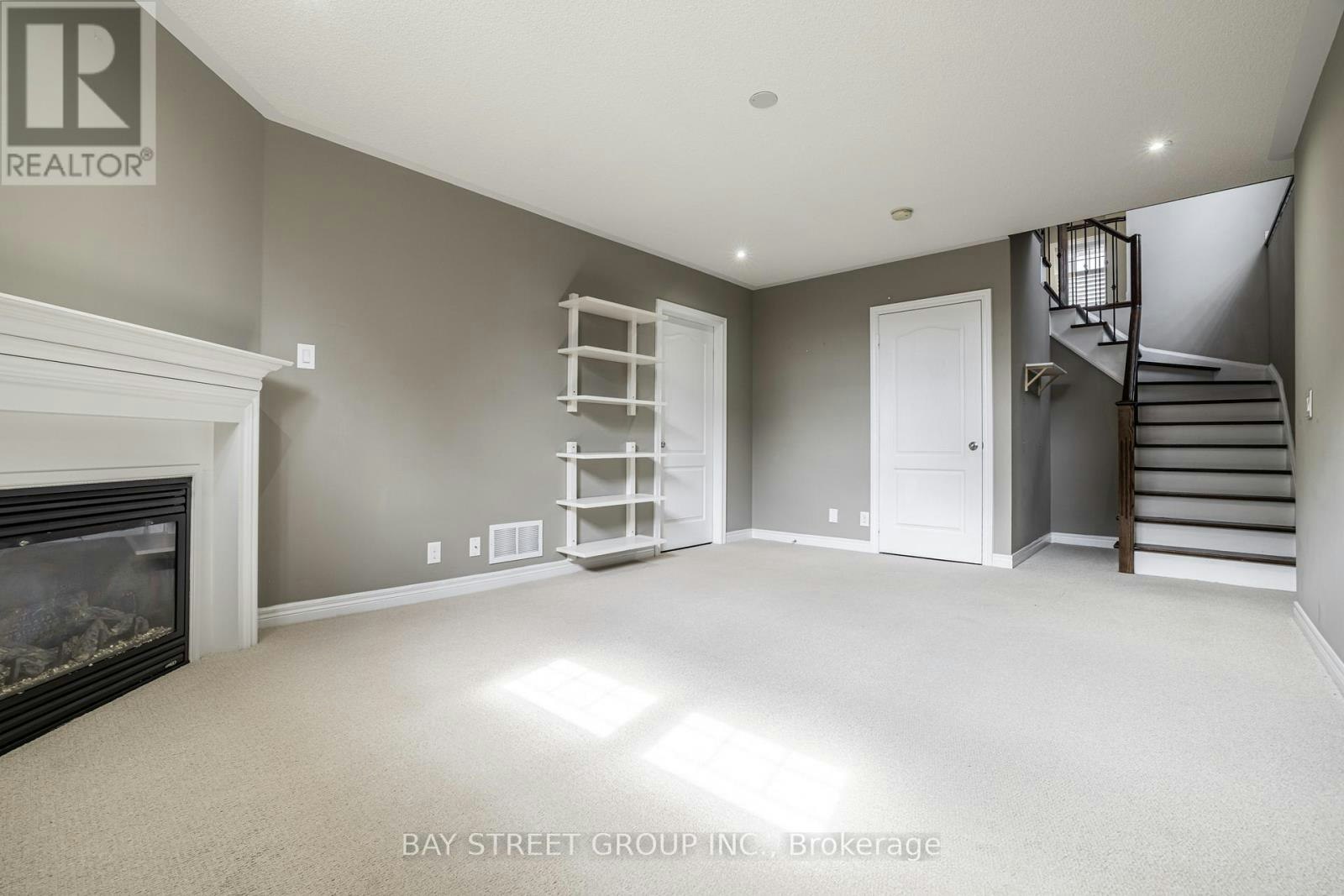 4 Courtland Crescent, East Gwillimbury, ON, L9N 0B2 - 36