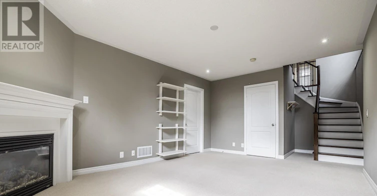 4 Courtland Crescent, East Gwillimbury, ON, L9N 0B2 - 36