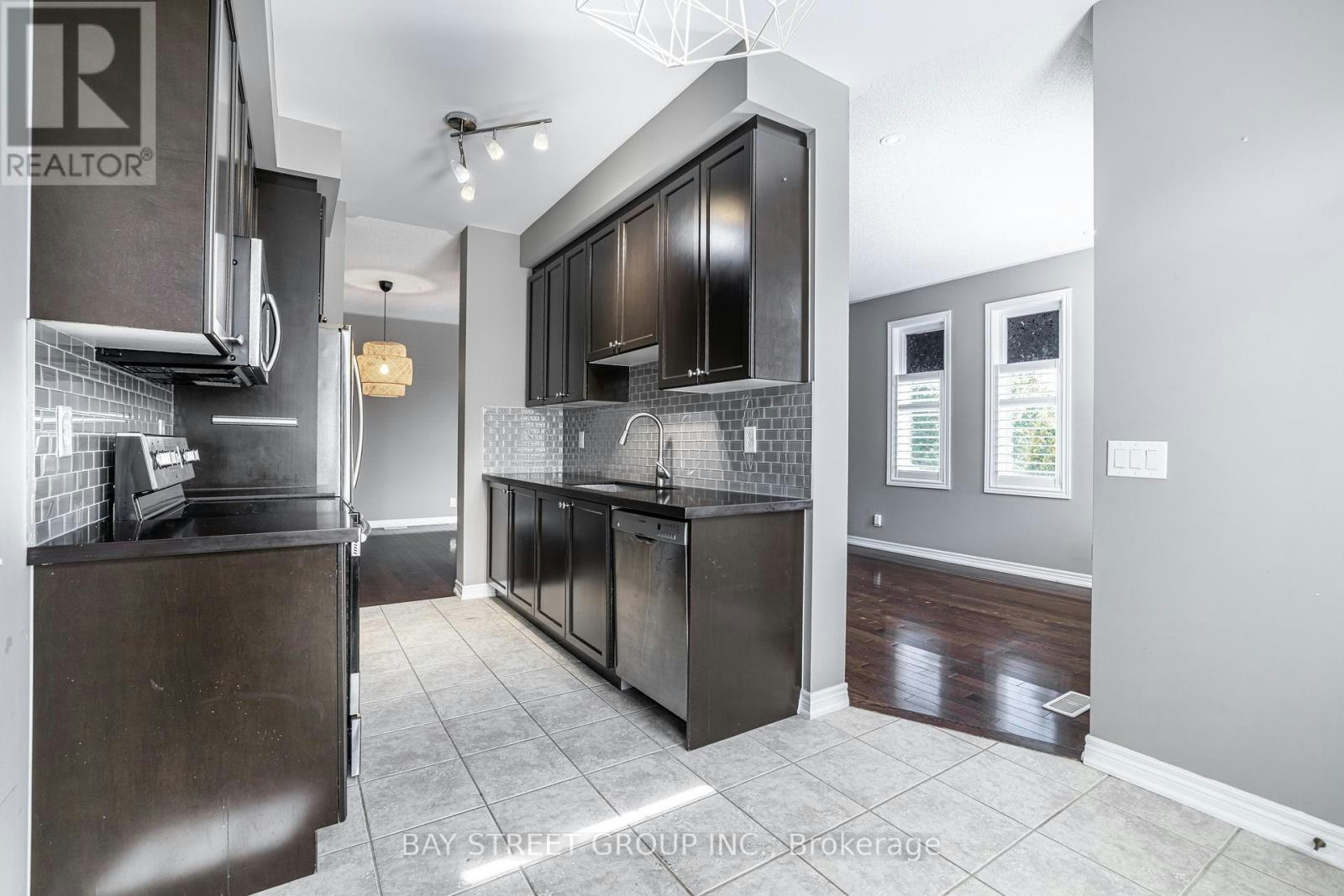 4 Courtland Crescent, East Gwillimbury, ON, L9N 0B2 - 20
