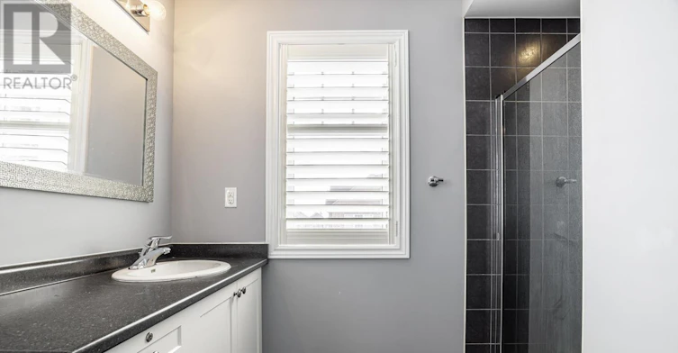 4 Courtland Crescent, East Gwillimbury, ON, L9N 0B2 - 32