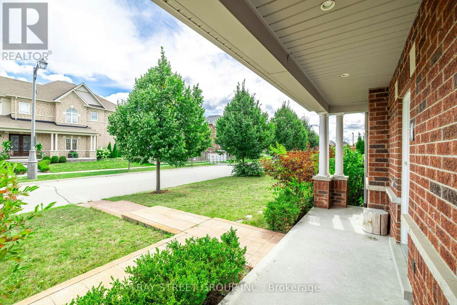 4 Courtland Crescent, East Gwillimbury, ON, L9N 0B2 - 4