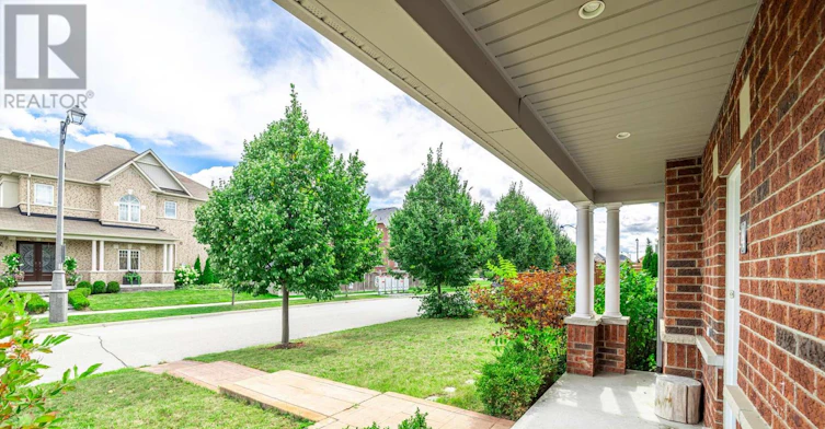 4 Courtland Crescent, East Gwillimbury, ON, L9N 0B2 - 4
