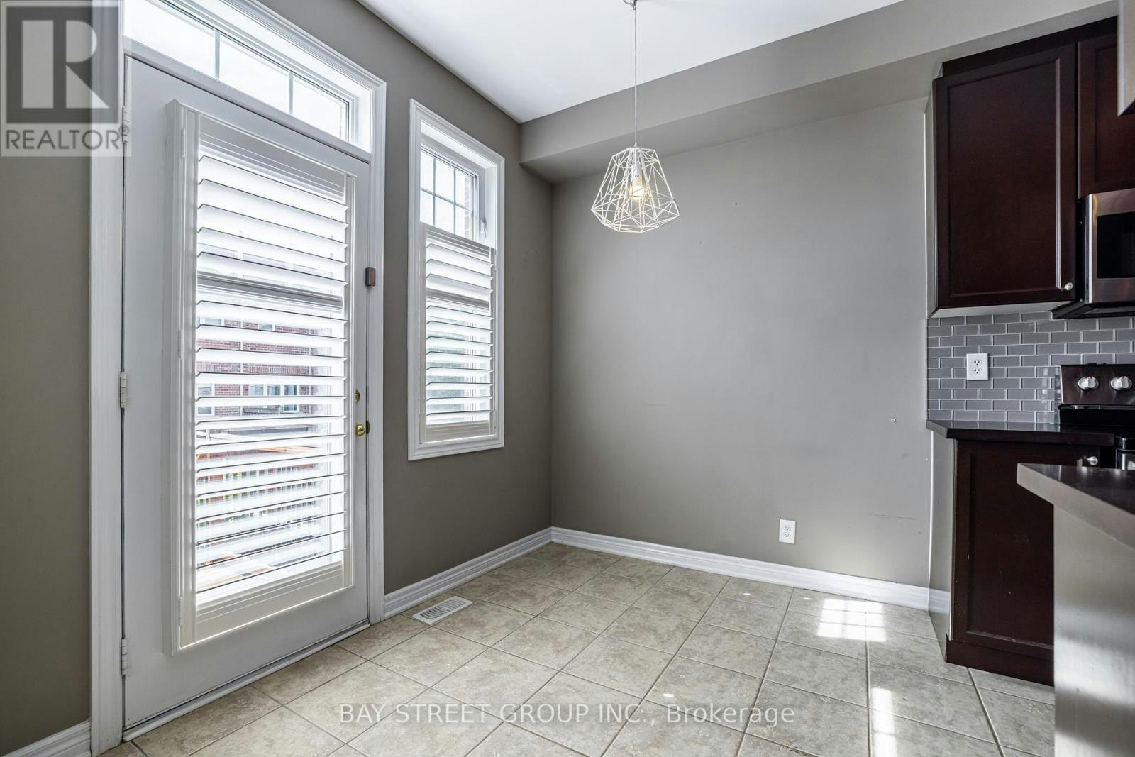 4 Courtland Crescent, East Gwillimbury, ON, L9N 0B2 - 22