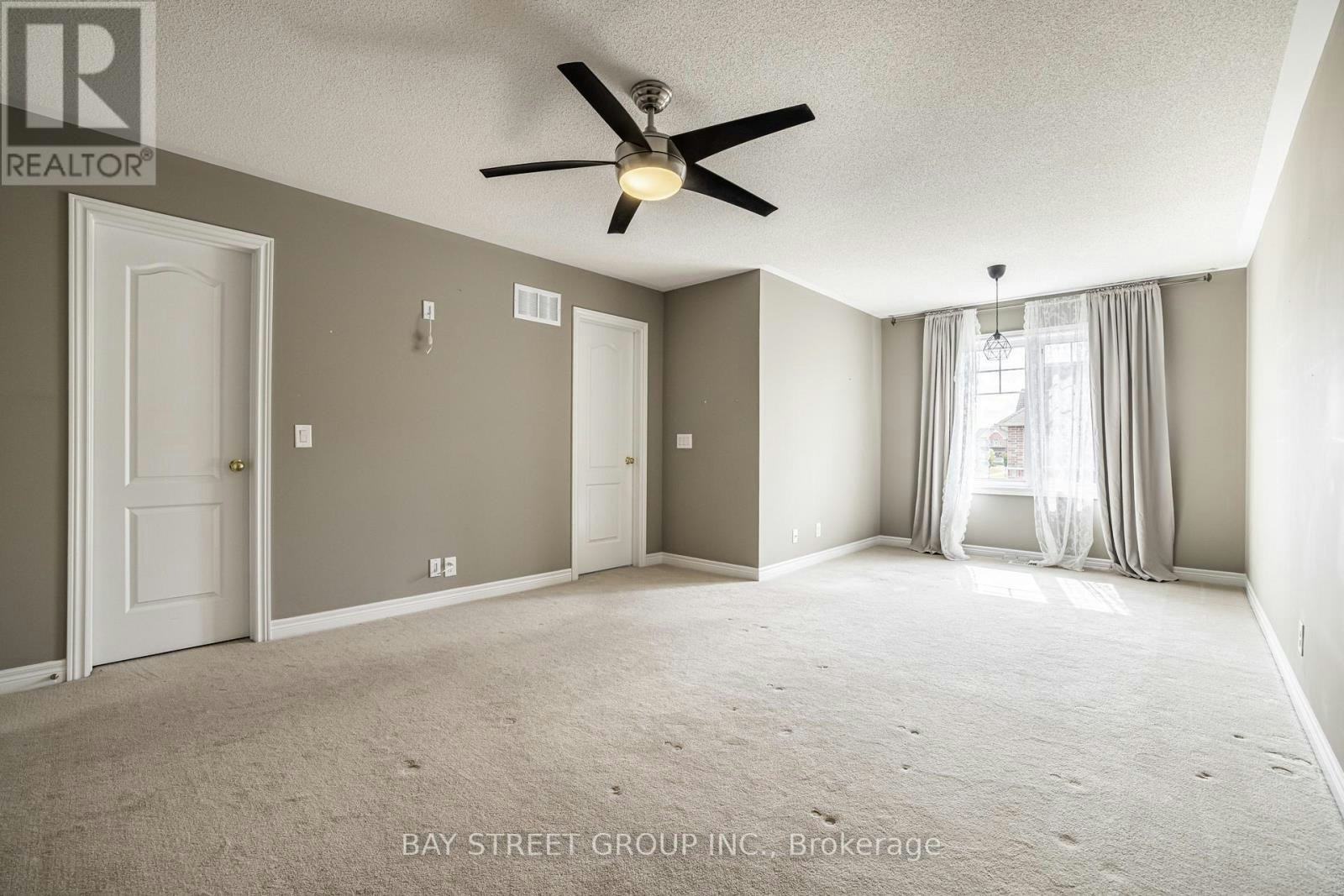 4 Courtland Crescent, East Gwillimbury, ON, L9N 0B2 - 29