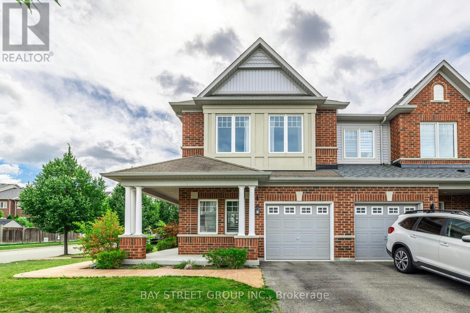 4 Courtland Crescent, East Gwillimbury, ON, L9N 0B2
