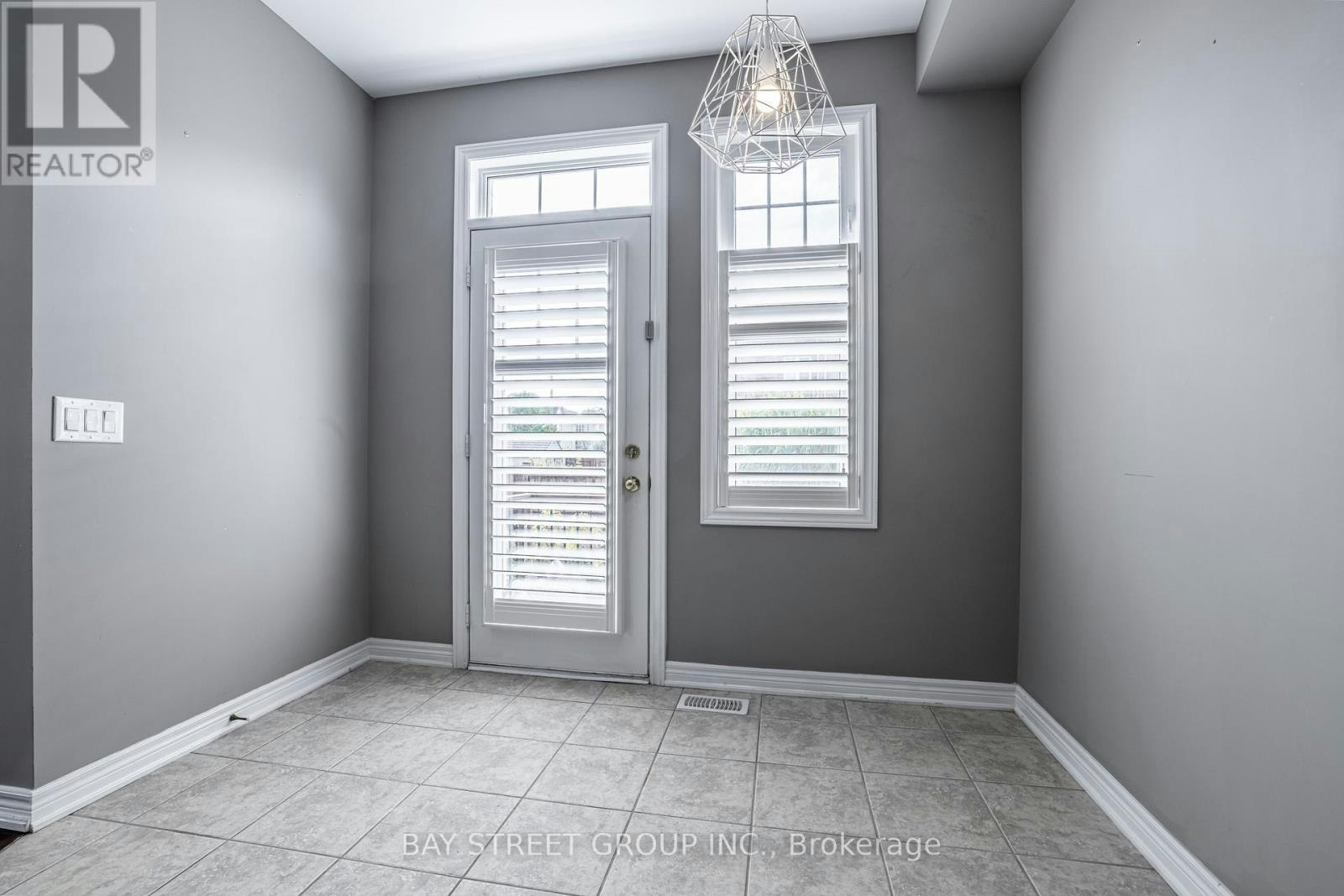 4 Courtland Crescent, East Gwillimbury, ON, L9N 0B2 - 21