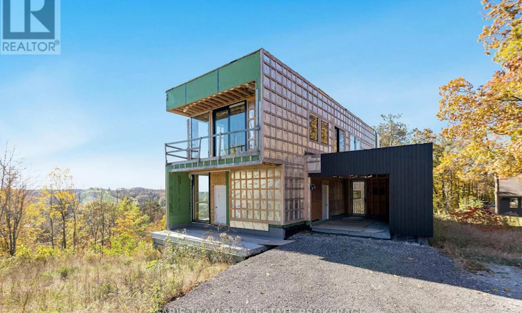 11 Pine Point