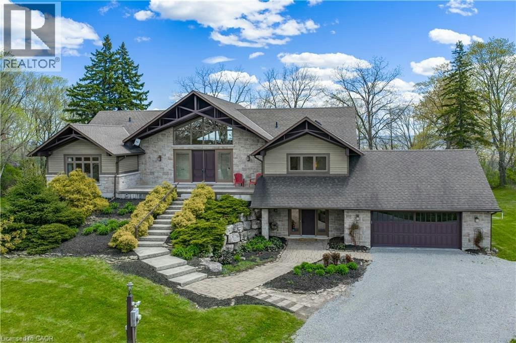 720 Mountain Brow Road W, Burlington, ON, L7P 5A3