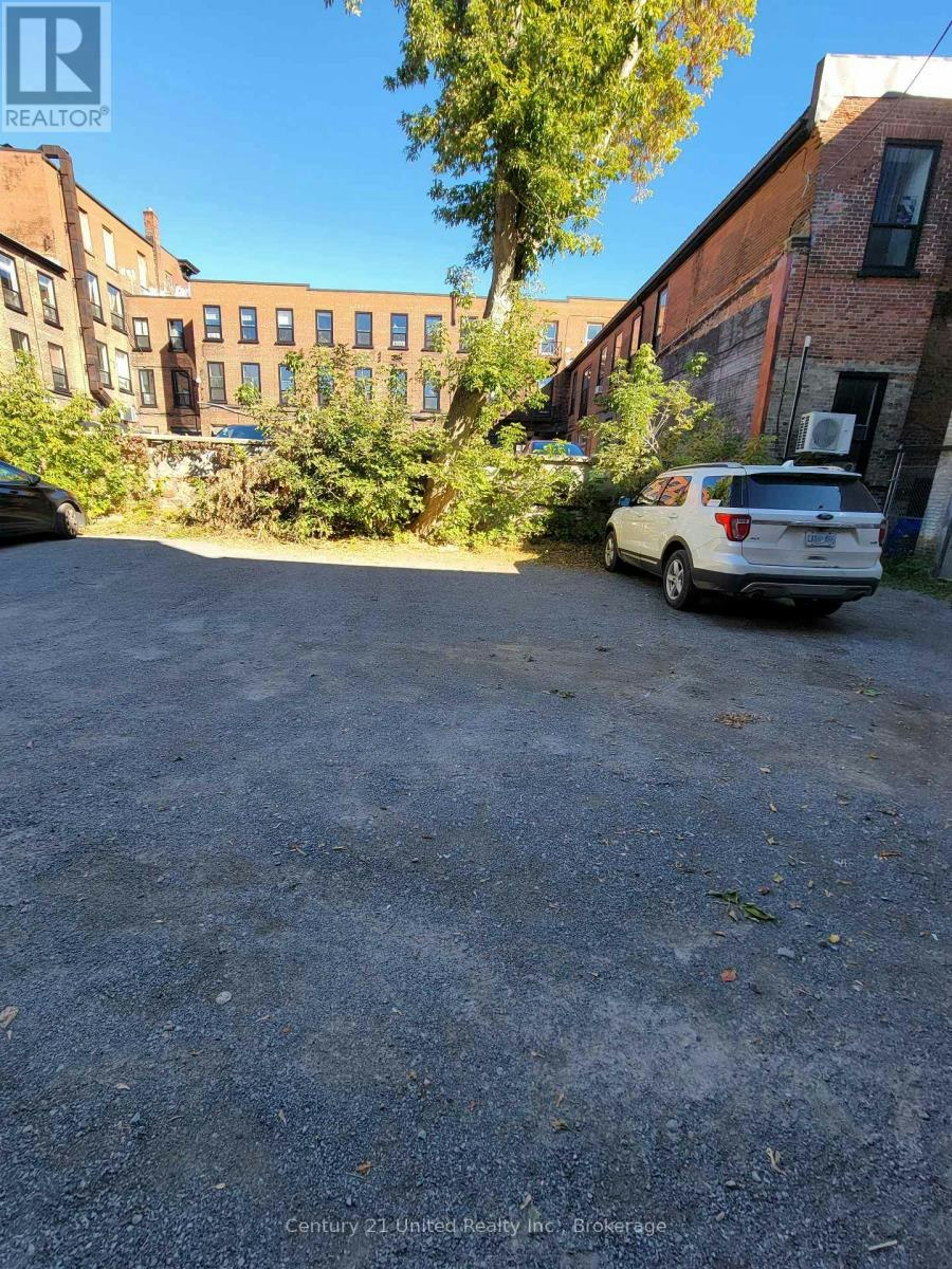 4-384 1/2 George Street N, Peterborough, ON, K9H 3R3 - 13