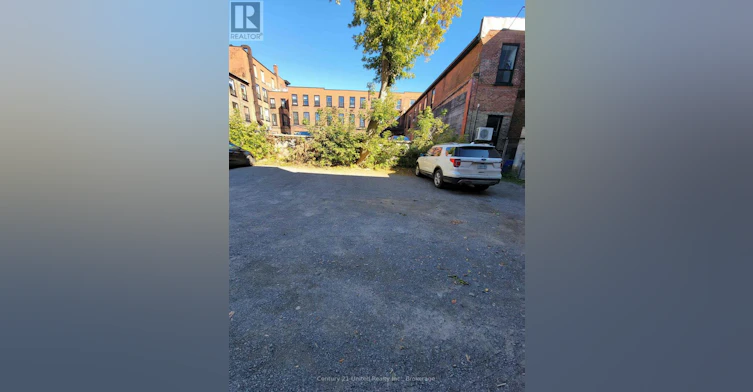 4-384 1/2 George Street N, Peterborough, ON, K9H 3R3 - 13