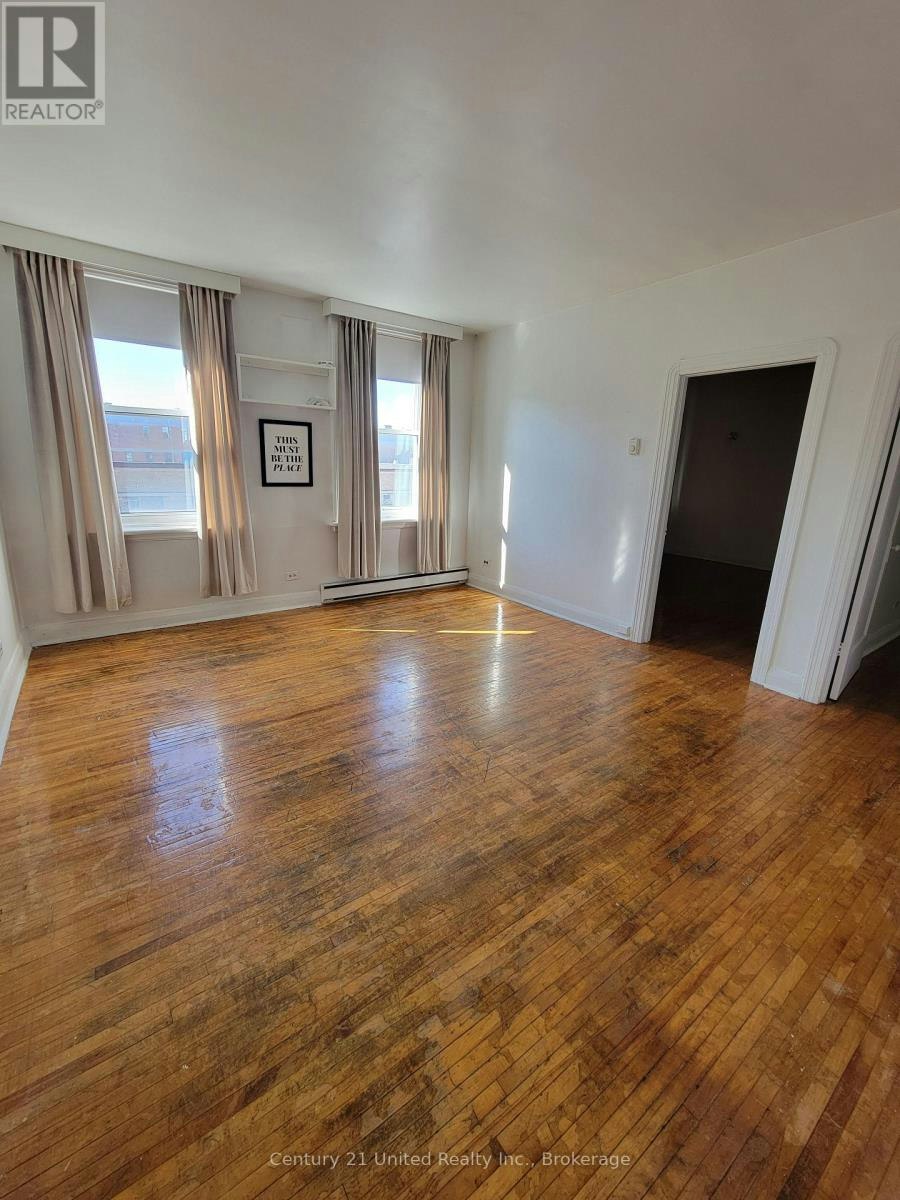 4-384 1/2 George Street N, Peterborough, ON, K9H 3R3 - 3