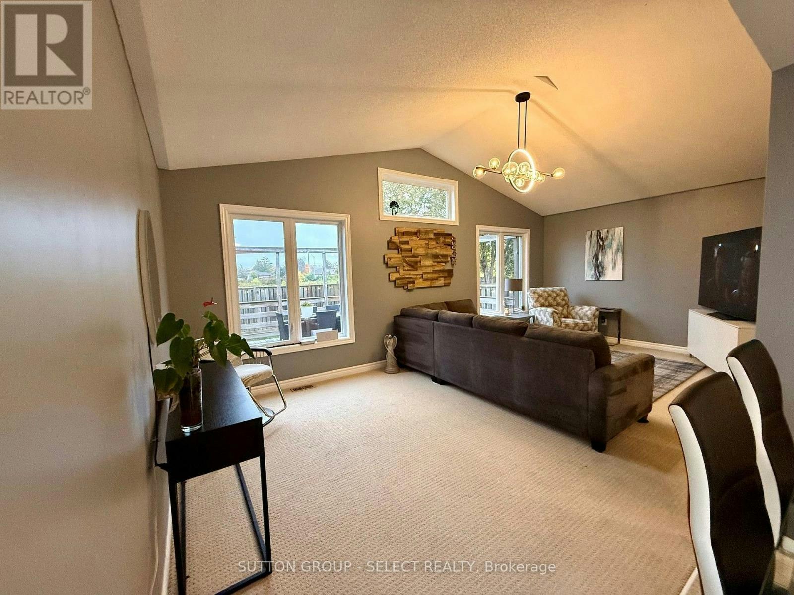 1610 Benjamin Drive, London, ON, N5V 5K1 - 8